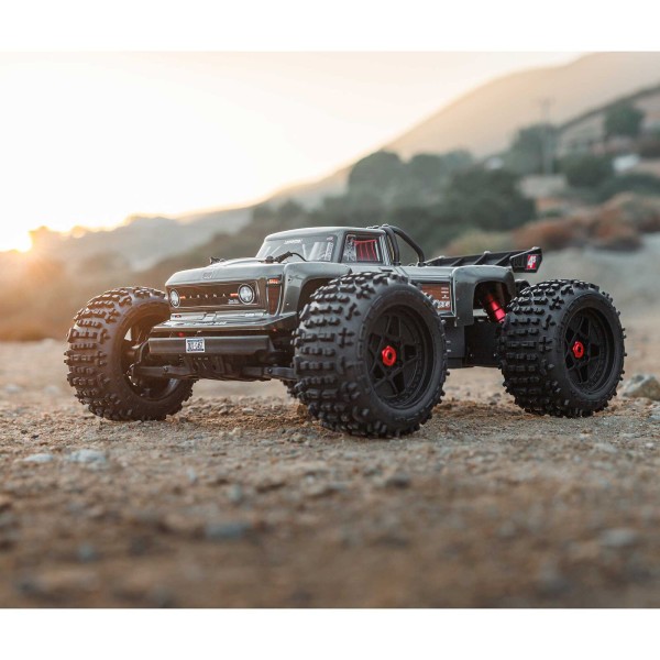 ARRMA 1/10 OUTCAST 4S 4X4 RTR Brushless Stunt Truck, Gun Metal